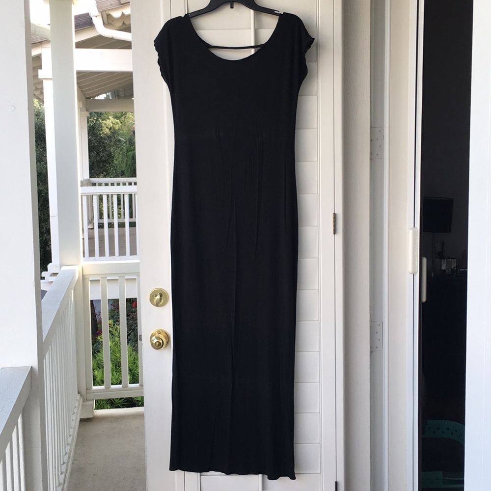 ⭐️ Victoria’s Secret low back swimsuit cover up